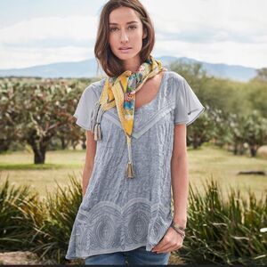 Sundance Lucinda Gray Crinkle Knit Top Medium Flowy Cap Sleeves